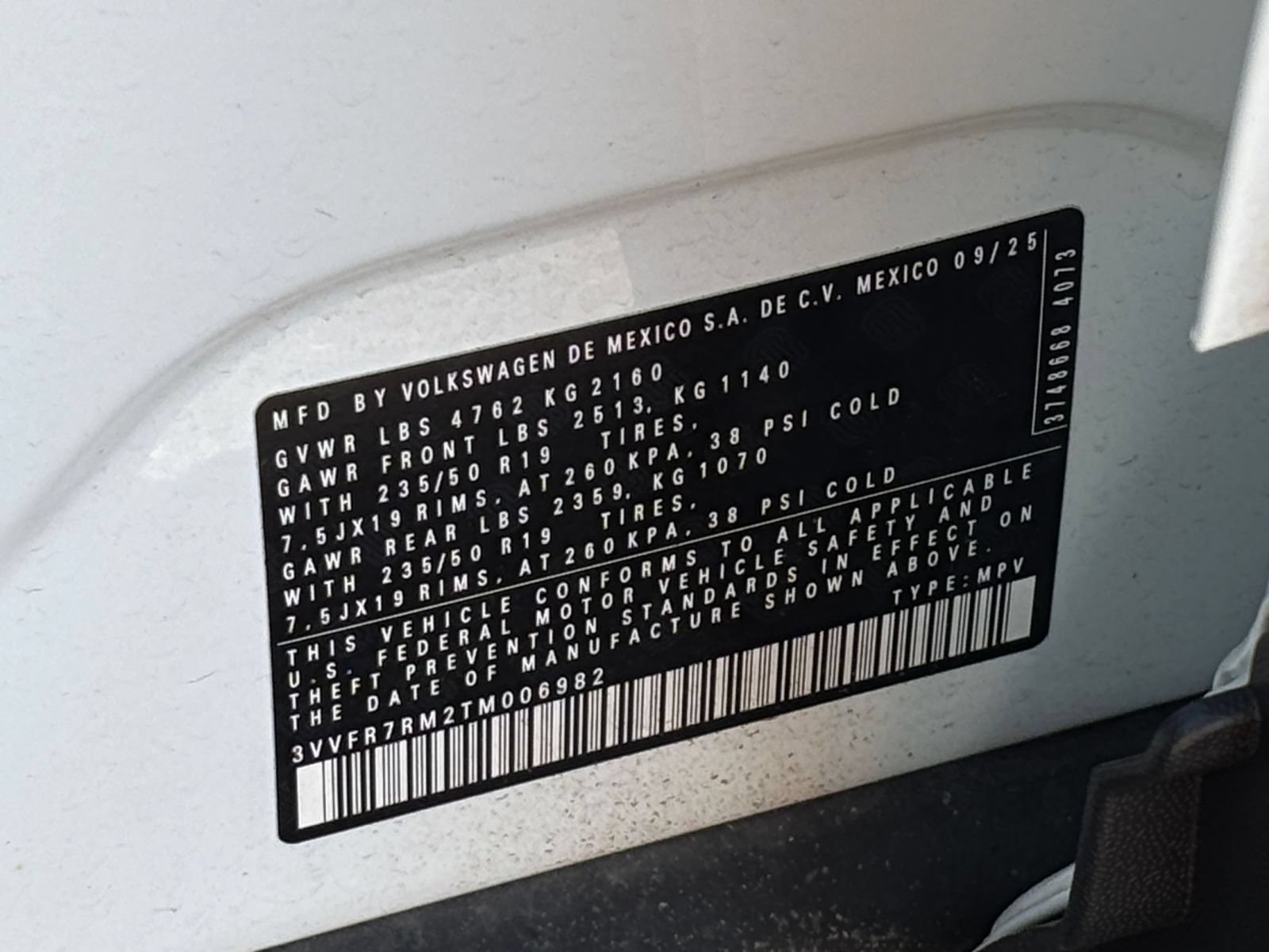 Used 2026 Volkswagen Tiguan SE FWD image 30