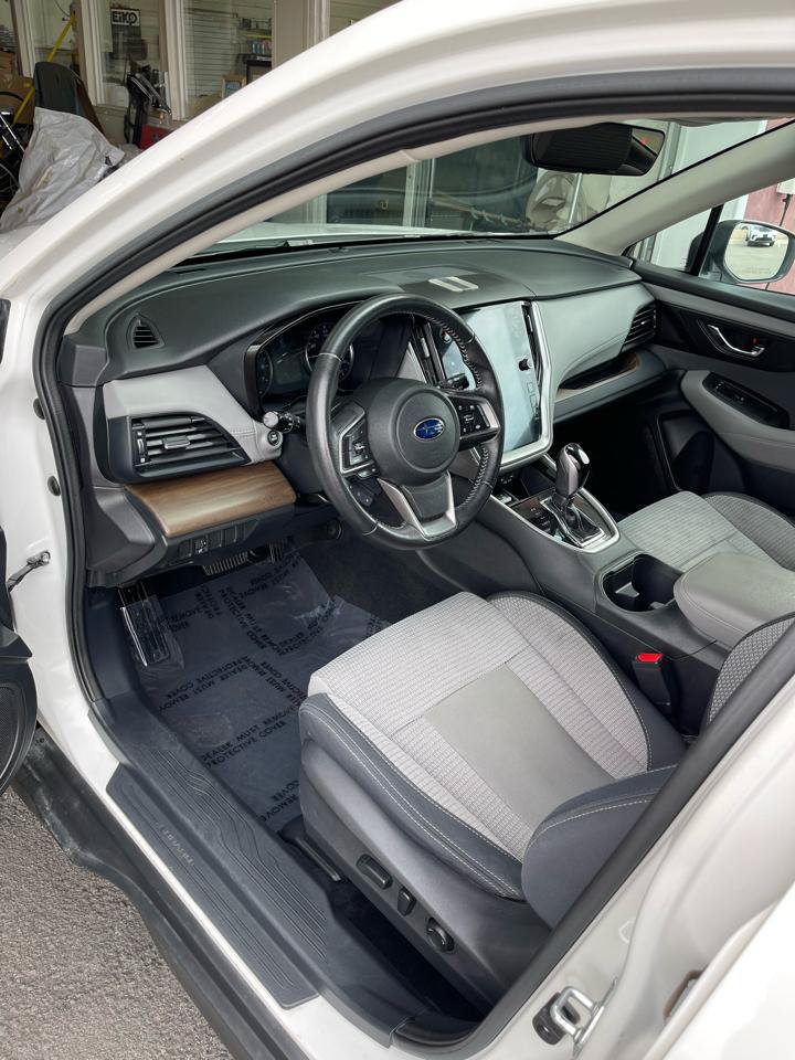 Used 2022 Subaru Outback Premium AWD/4WD image 11