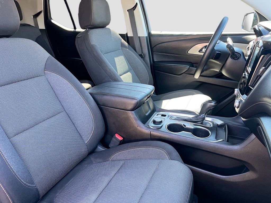 Used 2019 Chevrolet Traverse LS FWD image 27