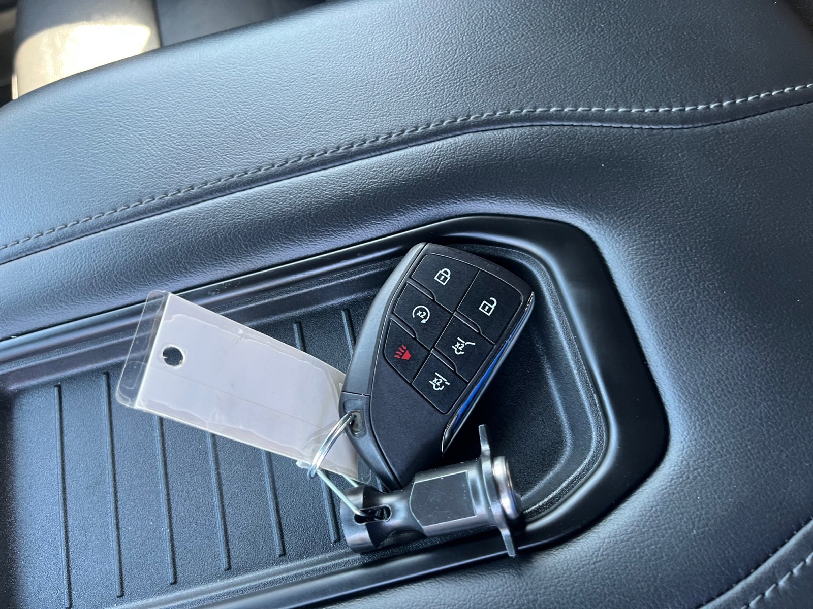 Used 2024 Chevrolet Tahoe LT w/ Luxury Package image 35