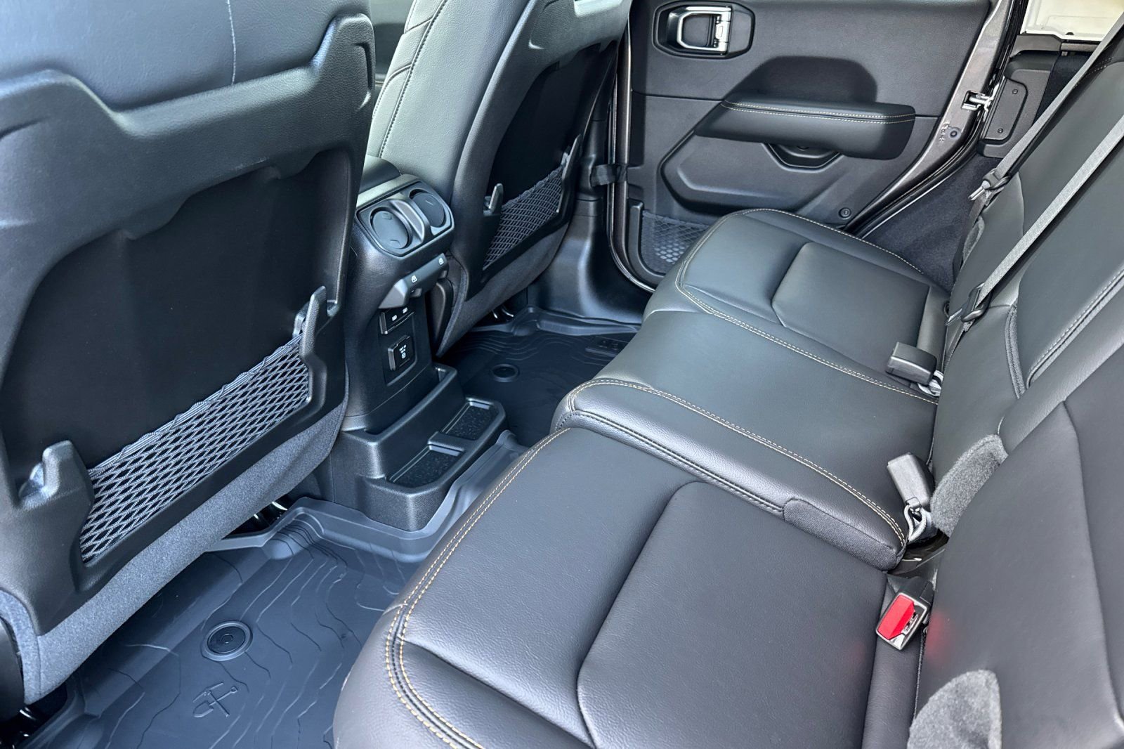 New 2025 Jeep Wrangler Sahara image 14