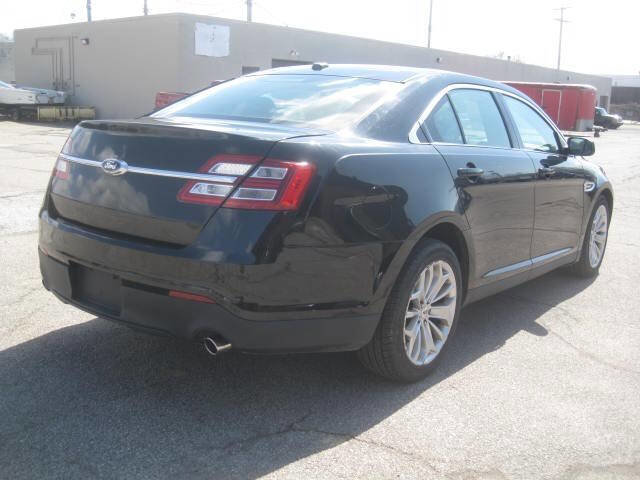 Used 2013 Ford Taurus Limited image 5