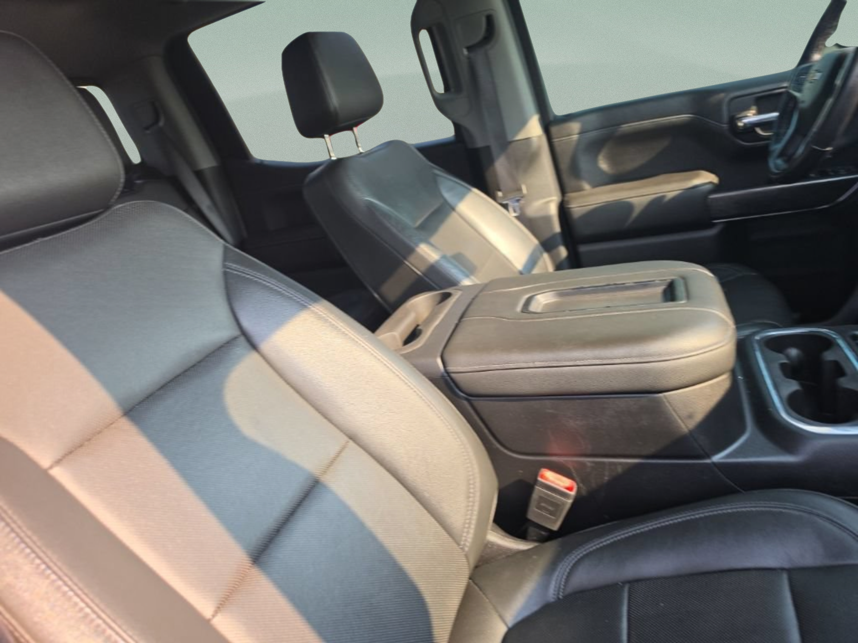 Used 2019 Chevrolet Silverado 1500 LTZ w/ LTZ Plus Package AWD/4WD image 24