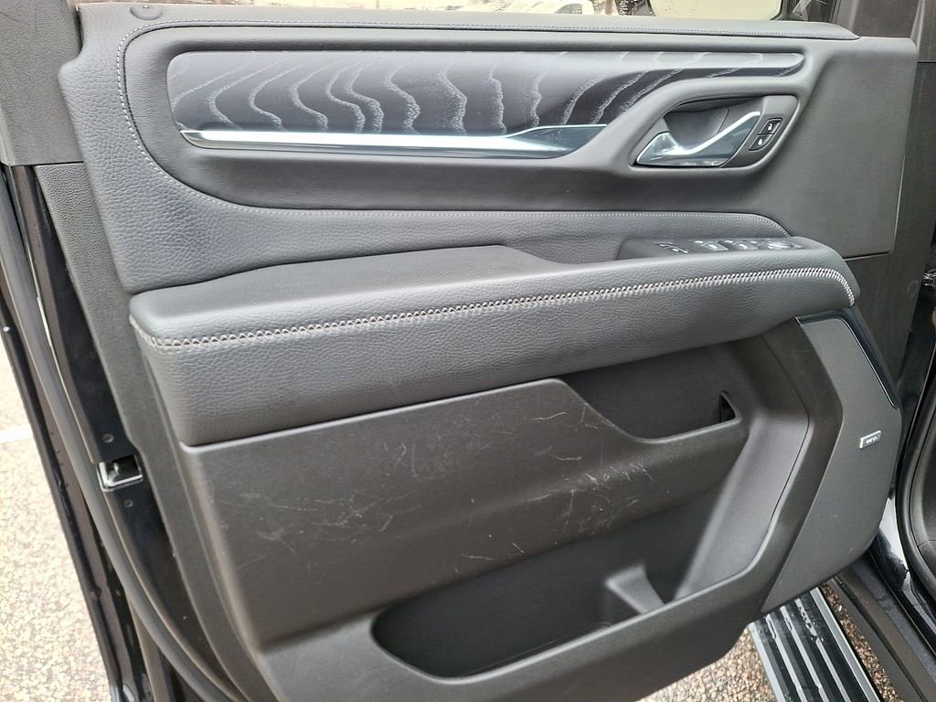 Used 2023 GMC Yukon Denali image 14
