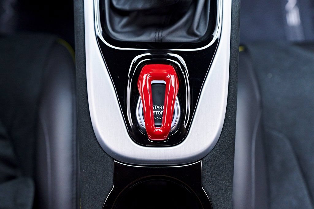Used 2025 Lotus Emira RWD image 65
