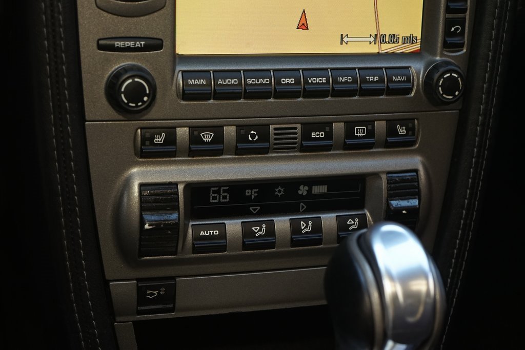 Used 2005 Porsche 911 Carrera image 15