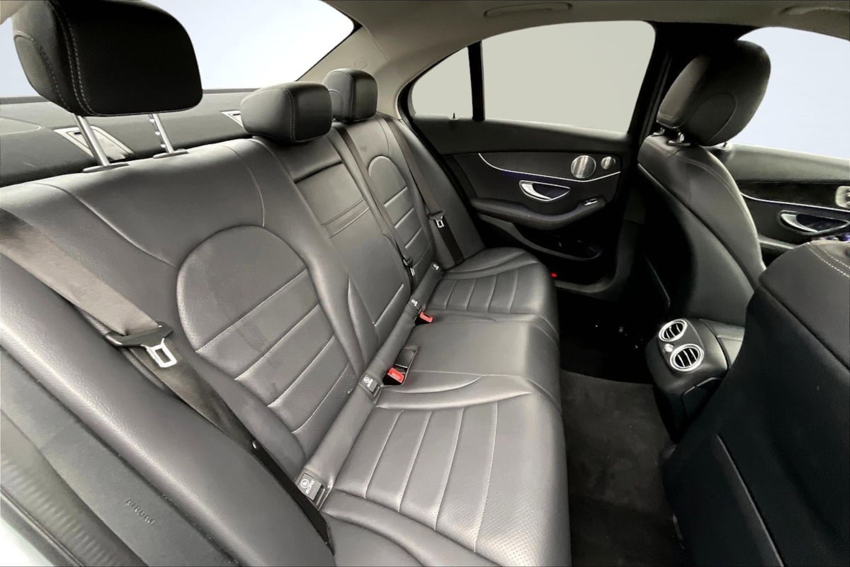 Used 2021 Mercedes-Benz C 300 Sedan w/ Premium Package image 27