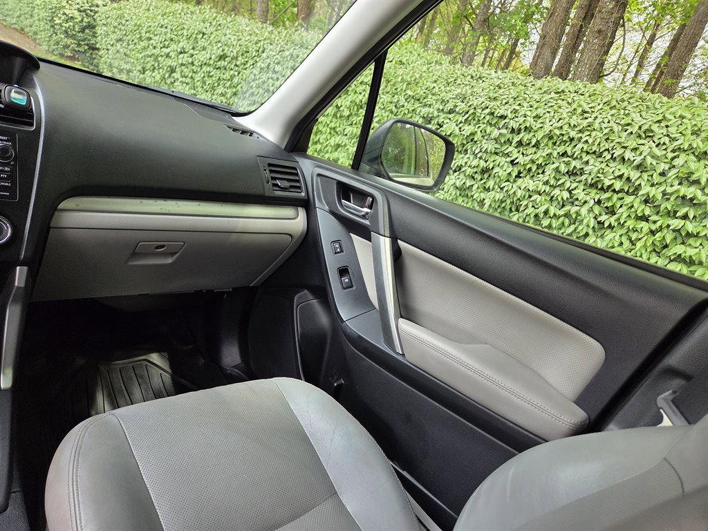 Used 2014 Subaru Forester 2.5i Limited w/ Popular Package #2 image 35