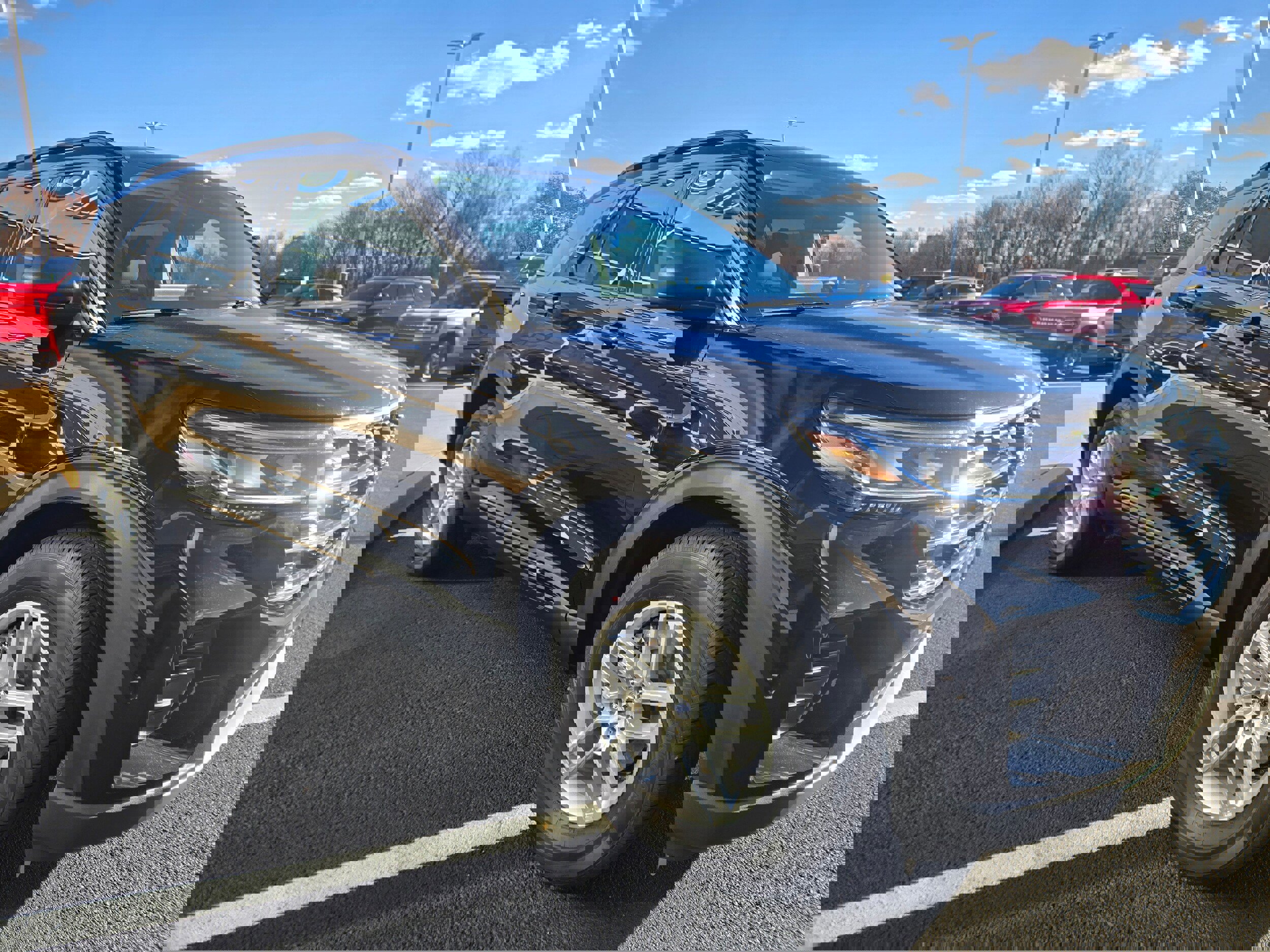 New 2026 Ford Explorer Active image 3