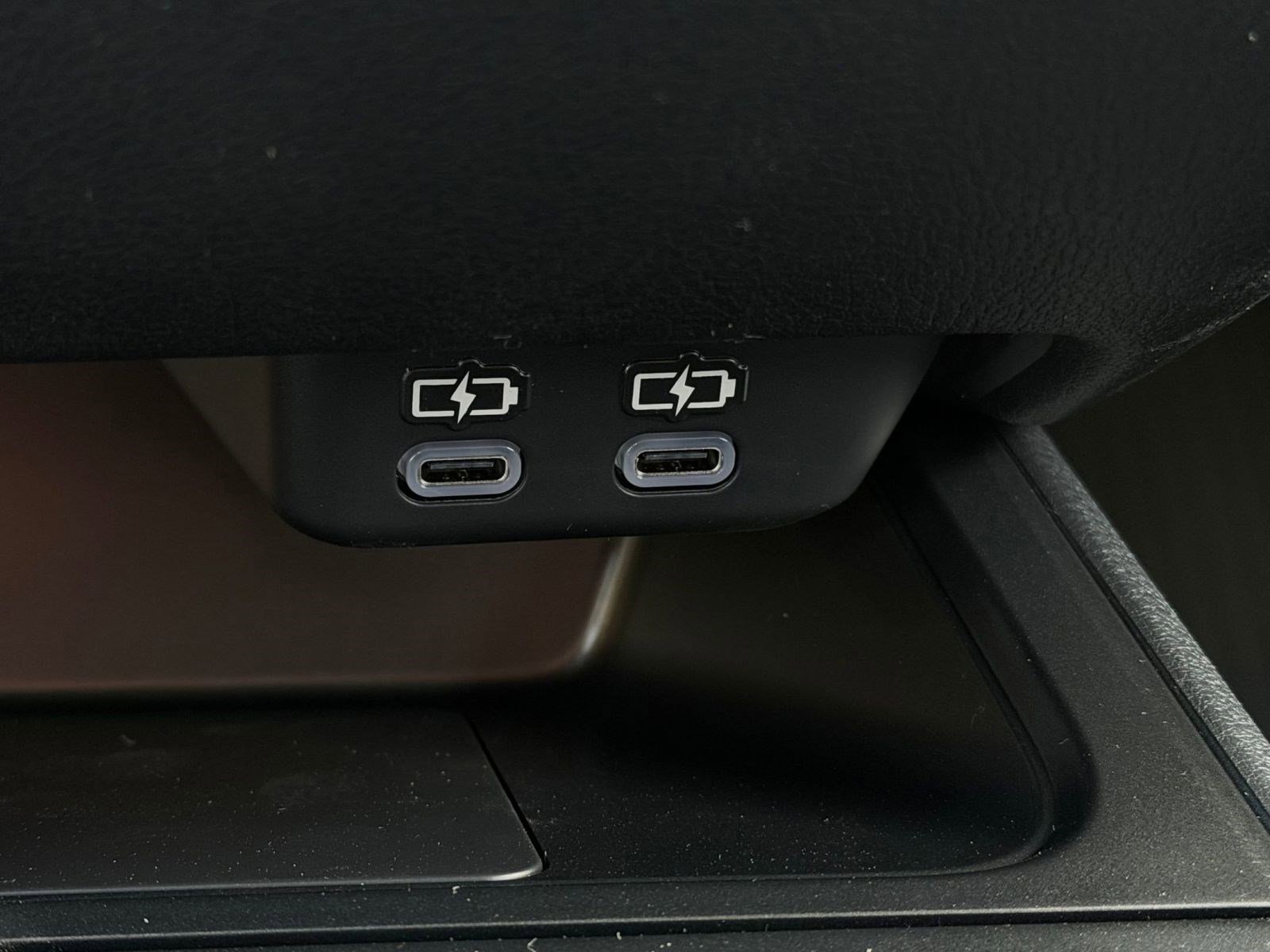 New 2026 Lexus UX 300h AWD image 31