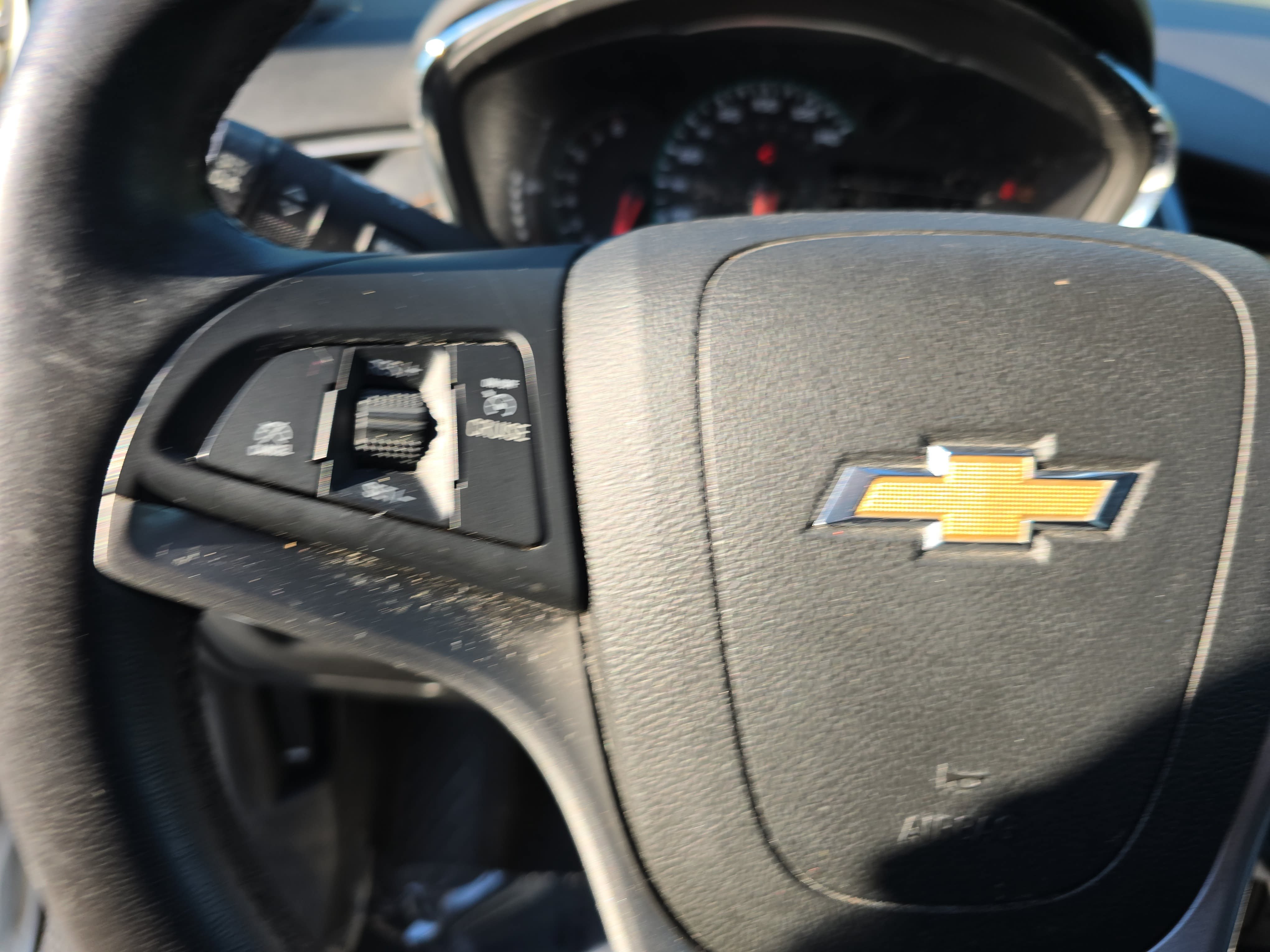 Used 2017 Chevrolet Trax LT w/ LT Convenience Package FWD image 16