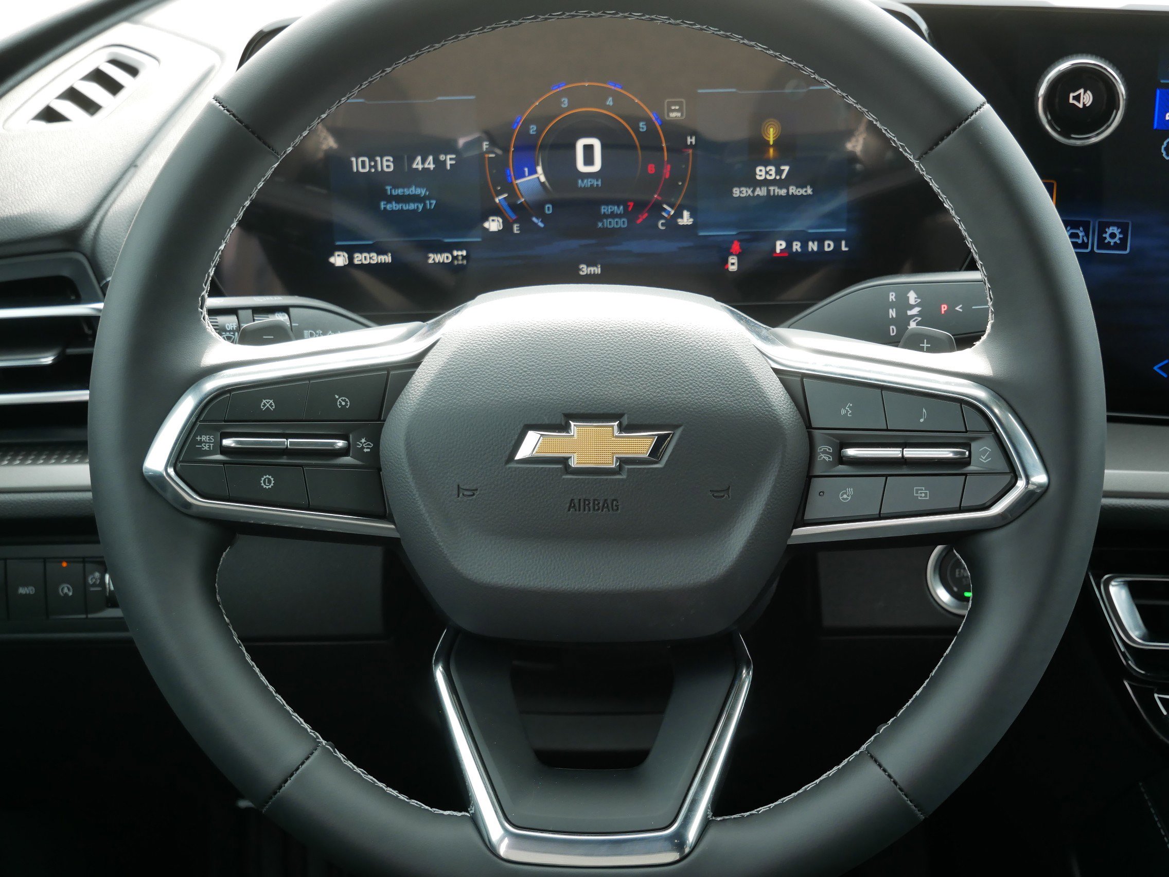 New 2026 Chevrolet Traverse LT w/ Driver Confidence Package AWD/4WD image 8