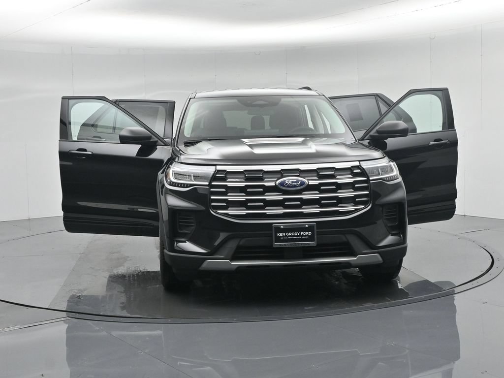 New 2026 Ford Explorer Active RWD image 28