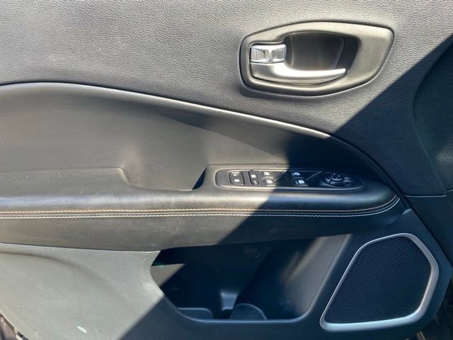 Certified 2020 Jeep Compass Latitude w/ Cold Weather Group image 23