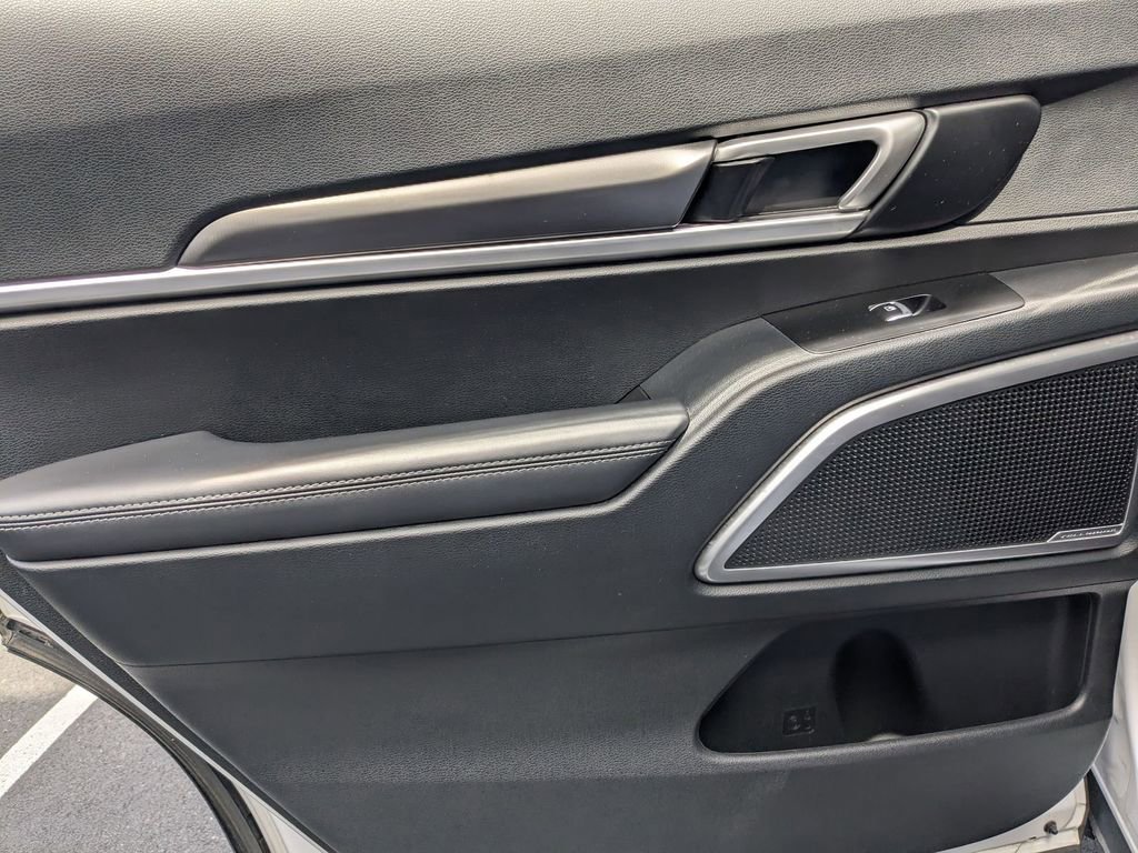 Used 2025 Kia Telluride S image 26