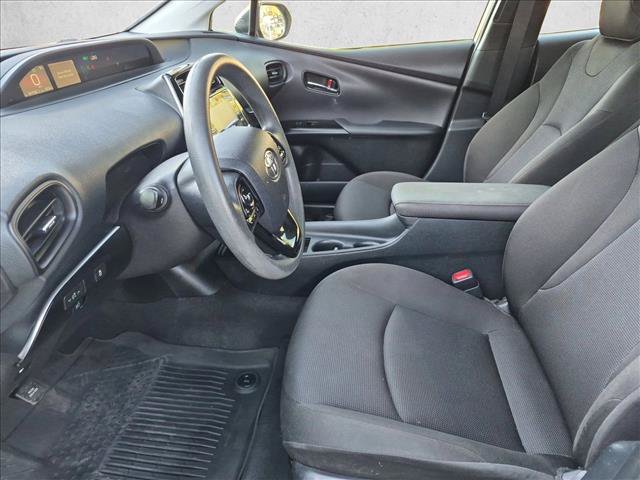 Used 2021 Toyota Prius L Eco FWD image 15