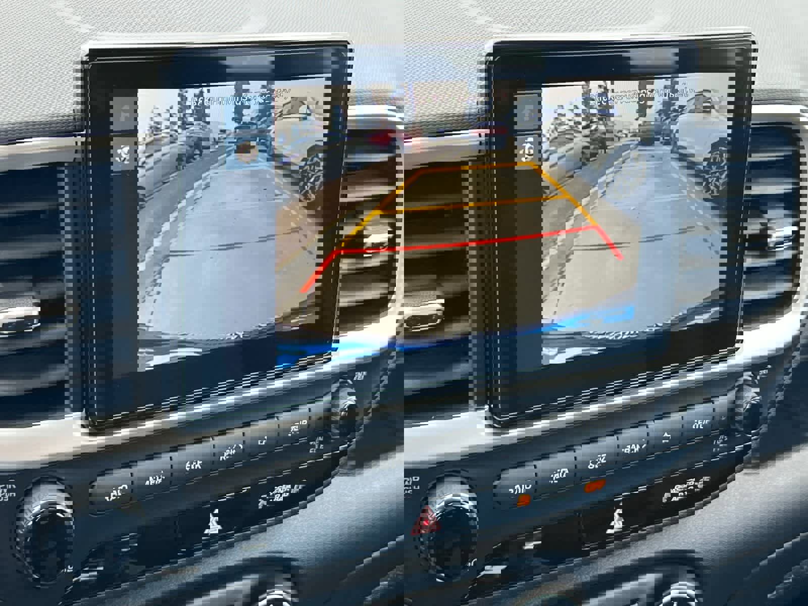 New 2026 Hyundai Venue SE image 19