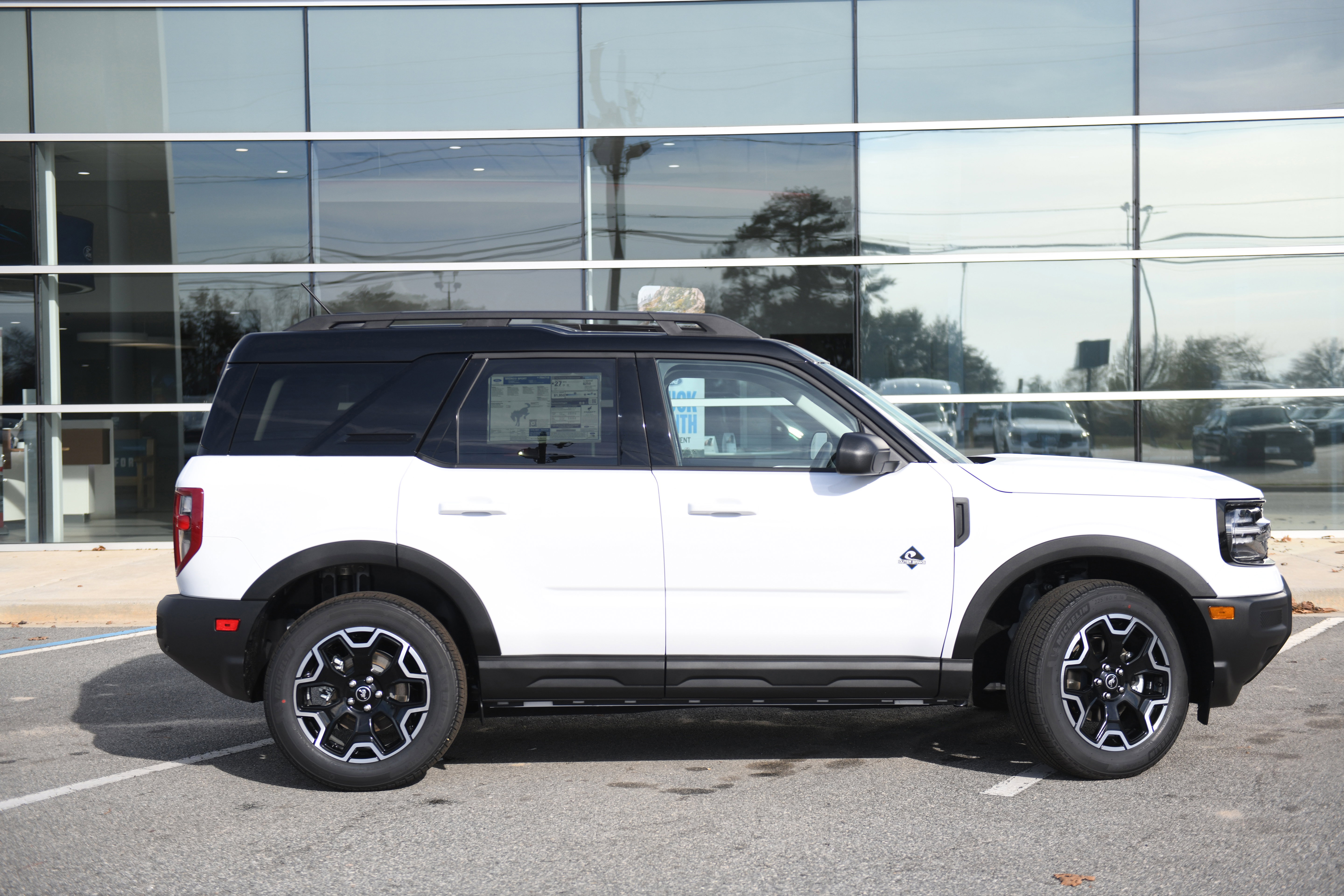 New 2025 Ford Bronco Sport Outer Banks