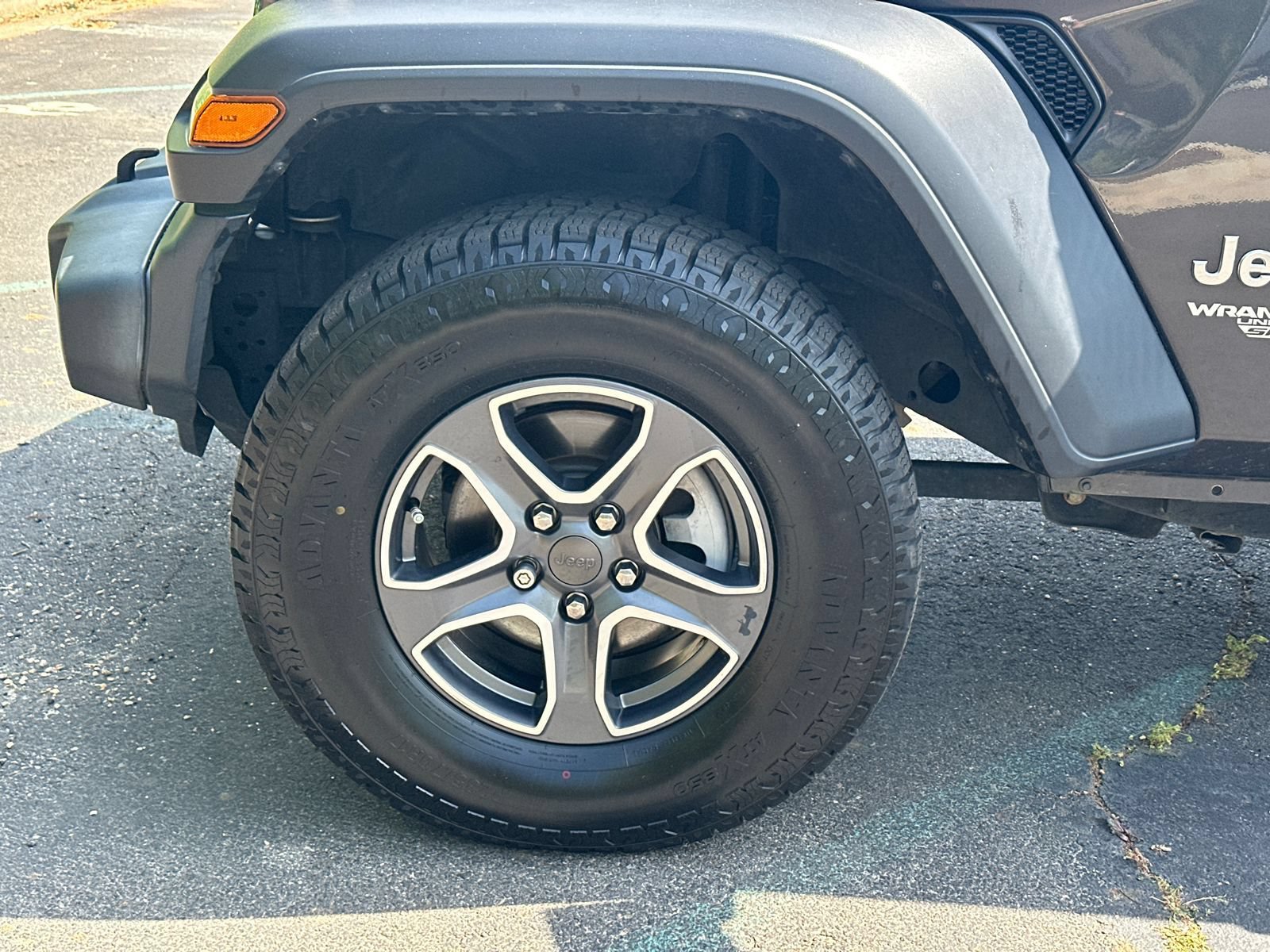 Used 2019 Jeep Wrangler Unlimited Sport S AWD/4WD image 14