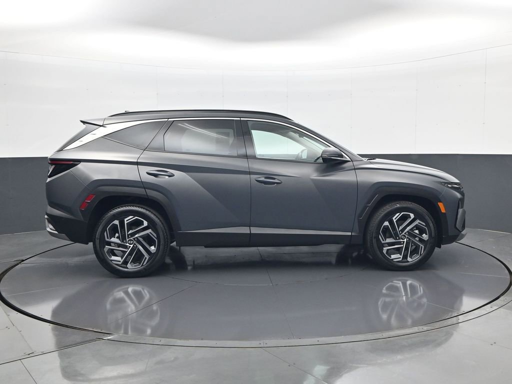 Certified 2025 Hyundai Tucson Limited image 4