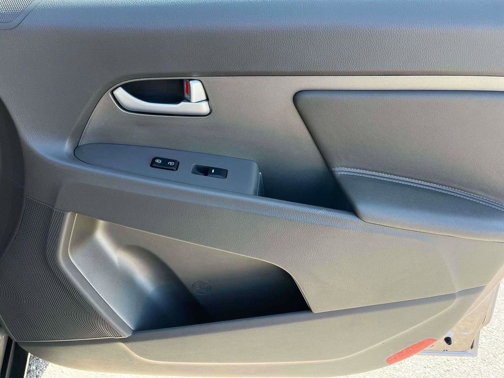 Used 2013 Kia Sportage EX w/ EX Premium Pkg image 11