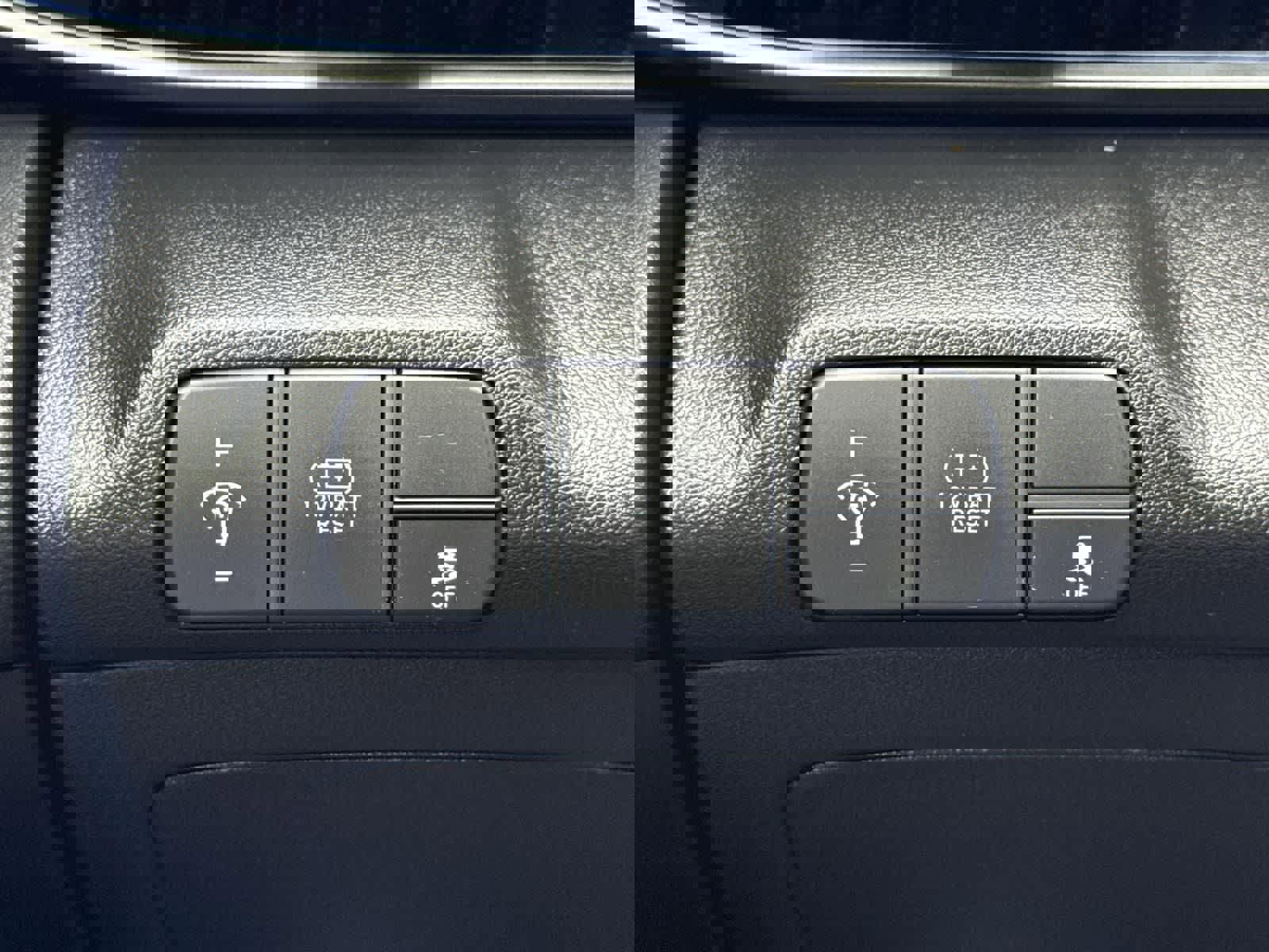 Certified 2025 Hyundai Elantra SEL image 19