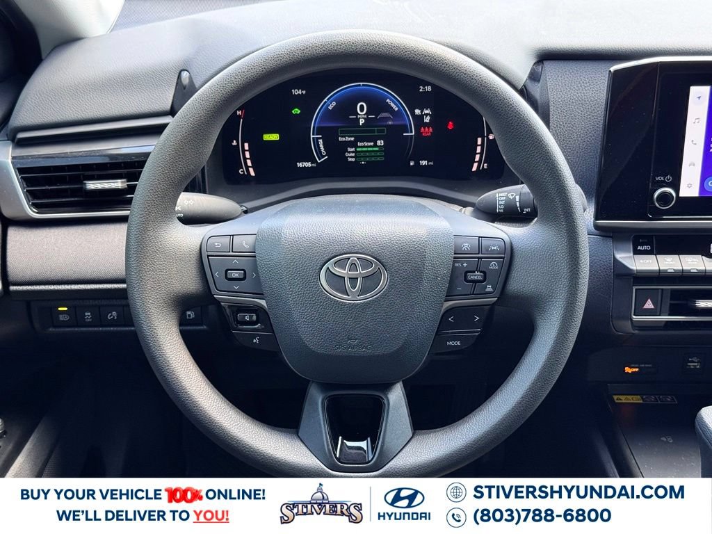 Used 2025 Toyota Camry LE FWD image 22