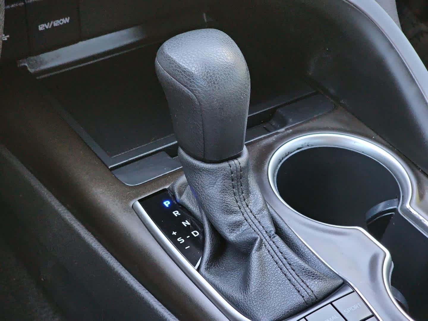 Used 2023 Toyota Camry LE w/ Convenience Package FWD image 21