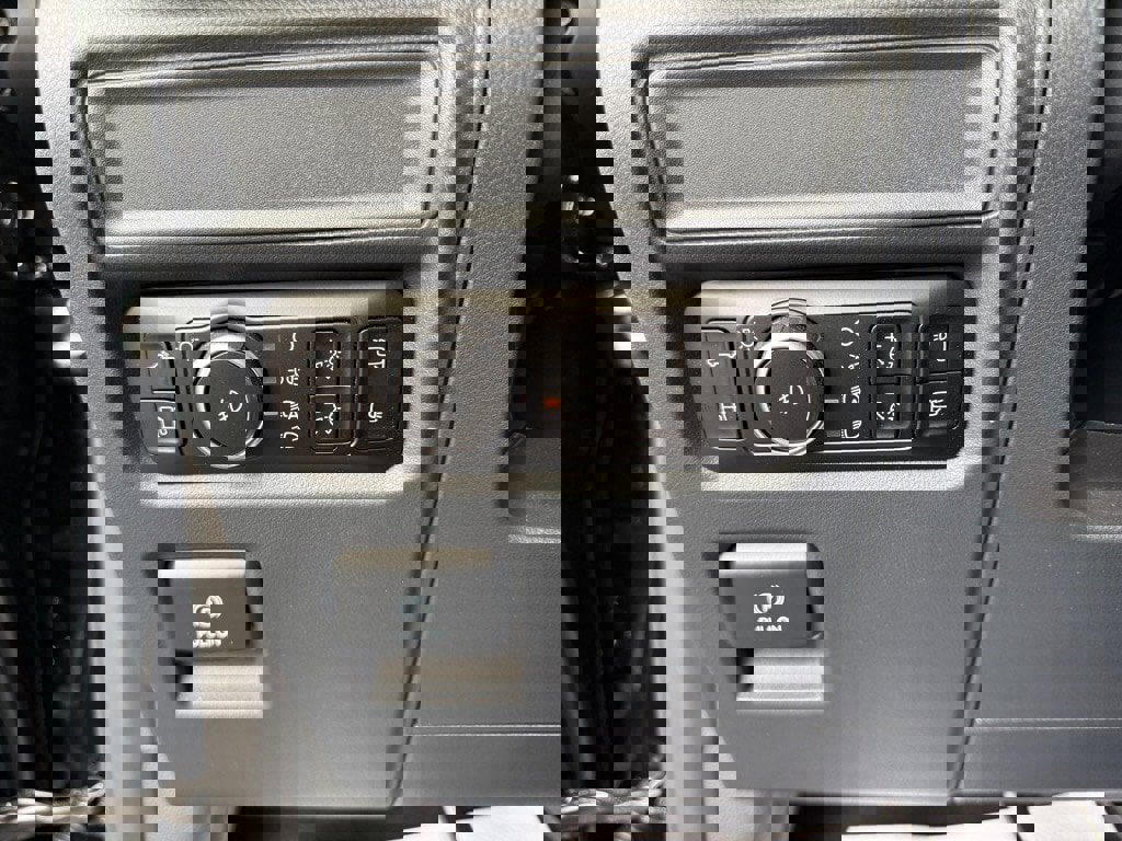 New 2025 Ford F150 XLT image 26