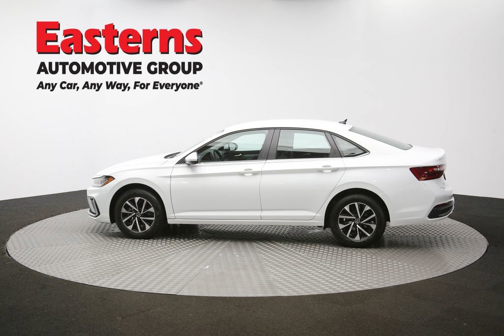 Used 2025 Volkswagen Jetta S image 59