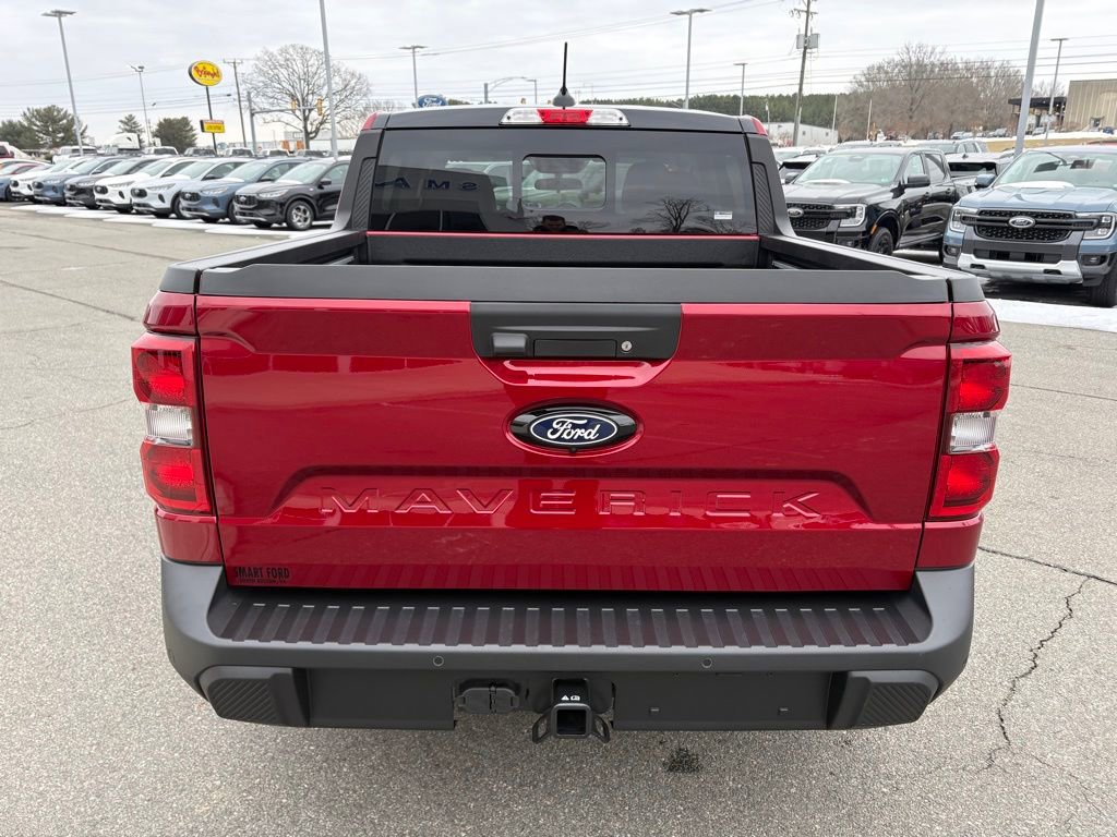 New 2026 Ford Maverick Lariat w/ Black Appearance Package image 4