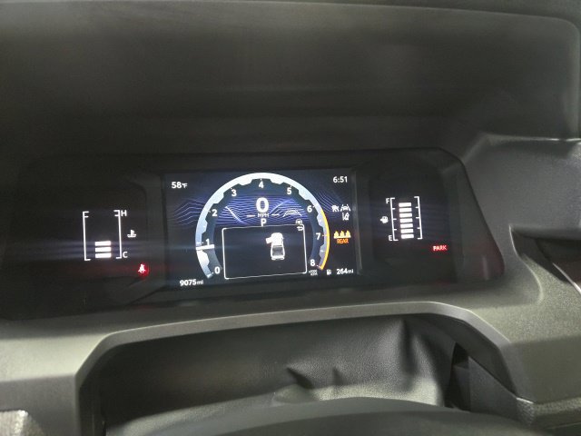 Used 2025 Toyota Tacoma SR5 AWD/4WD image 14