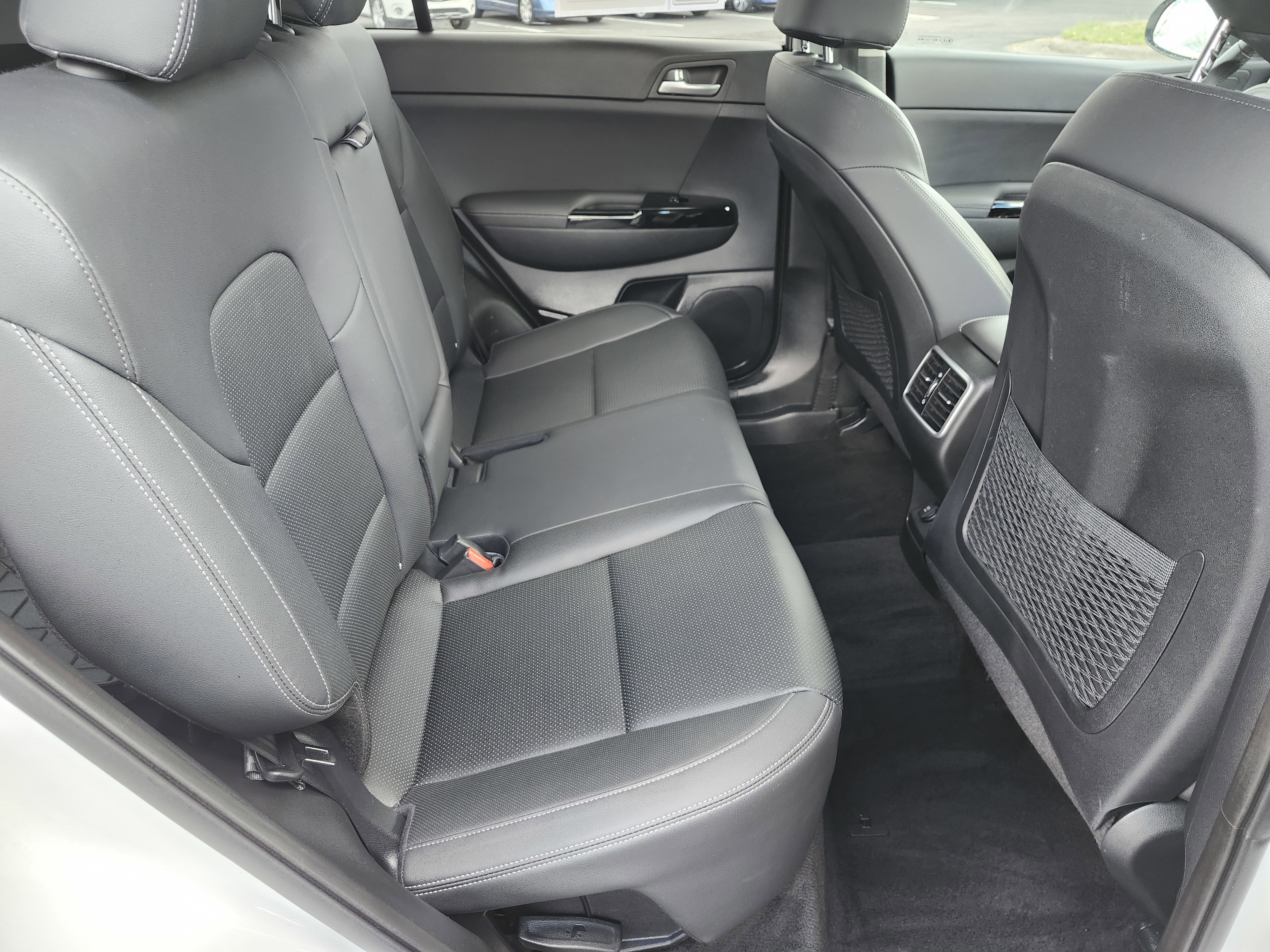 Used 2022 Kia Sportage EX image 21