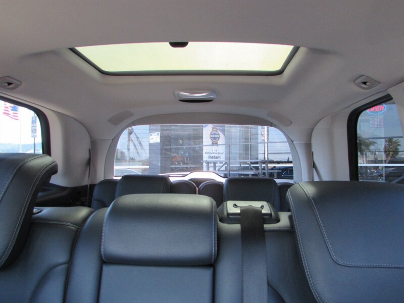 Used 2011 Mercedes-Benz GL 450 4MATIC image 28
