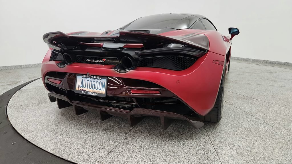 Used 2018 McLaren 720S Performance RWD image 20