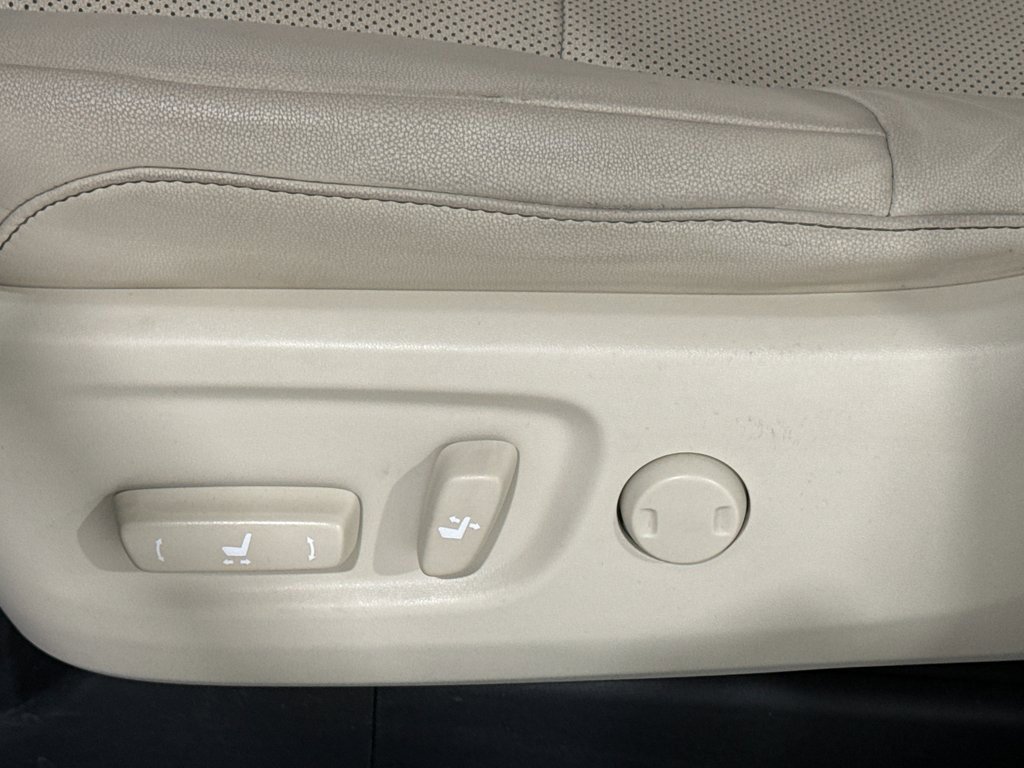 Used 2022 Lexus GX 460 Premium w/ Premium Plus Package image 20