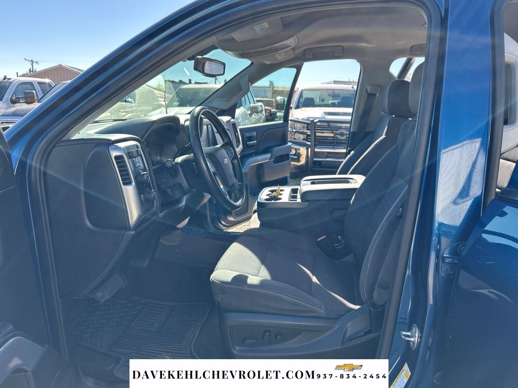 Used 2018 Chevrolet Silverado 1500 LT w/ All Star Edition AWD/4WD image 11