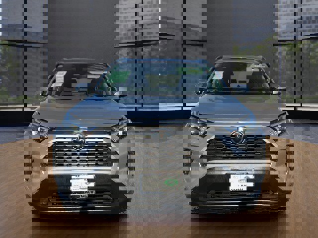 Used 2024 Toyota RAV4 XLE image 10