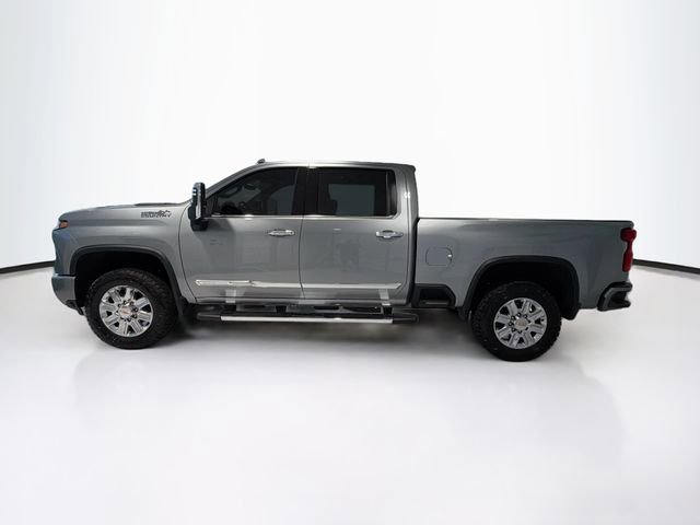 Certified 2024 Chevrolet Silverado 3500 High Country w/ Technology Package image 4