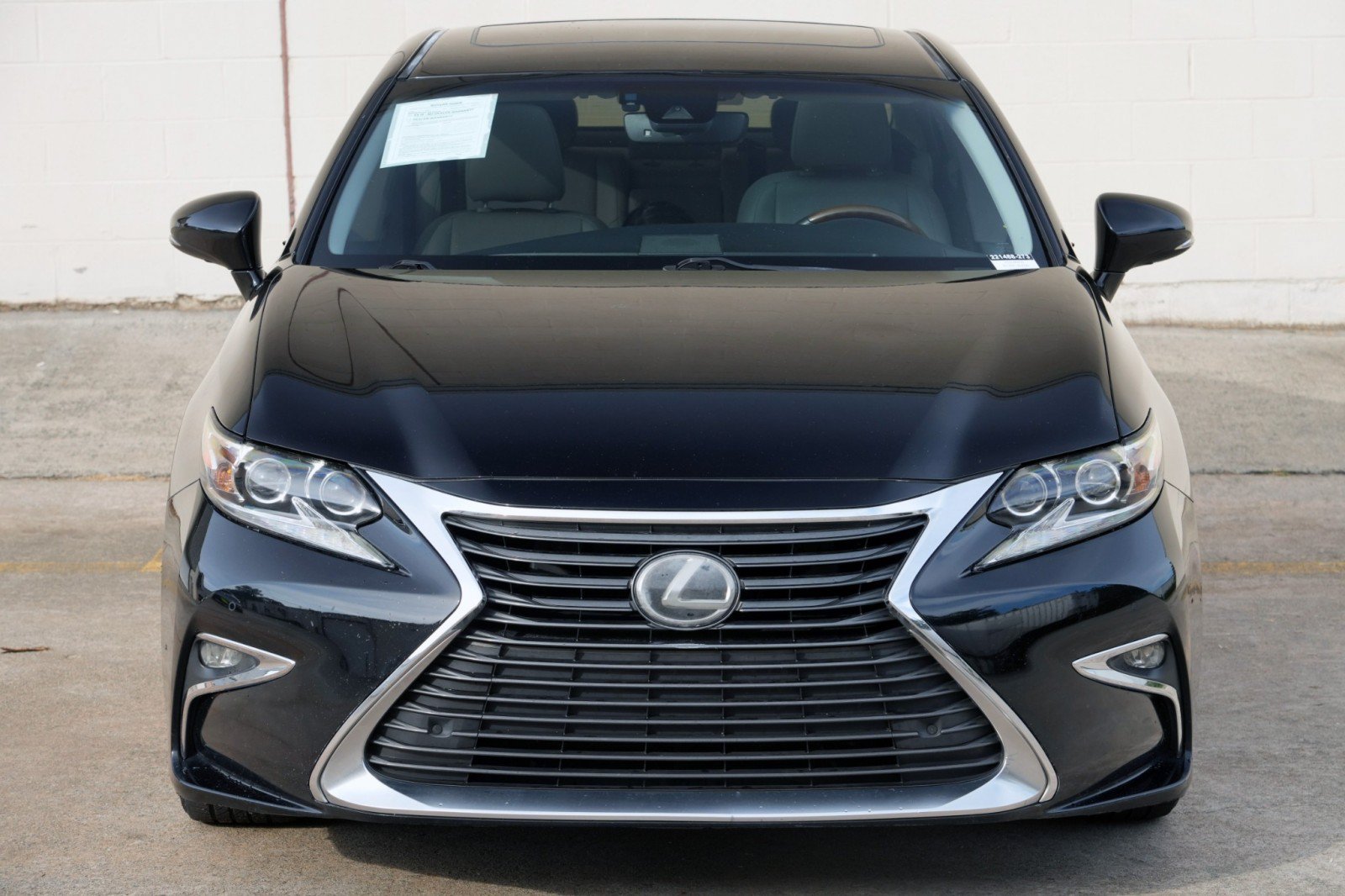 Used 2016 Lexus ES 350 w/ Luxury Package w/Wood Trim FWD image 44