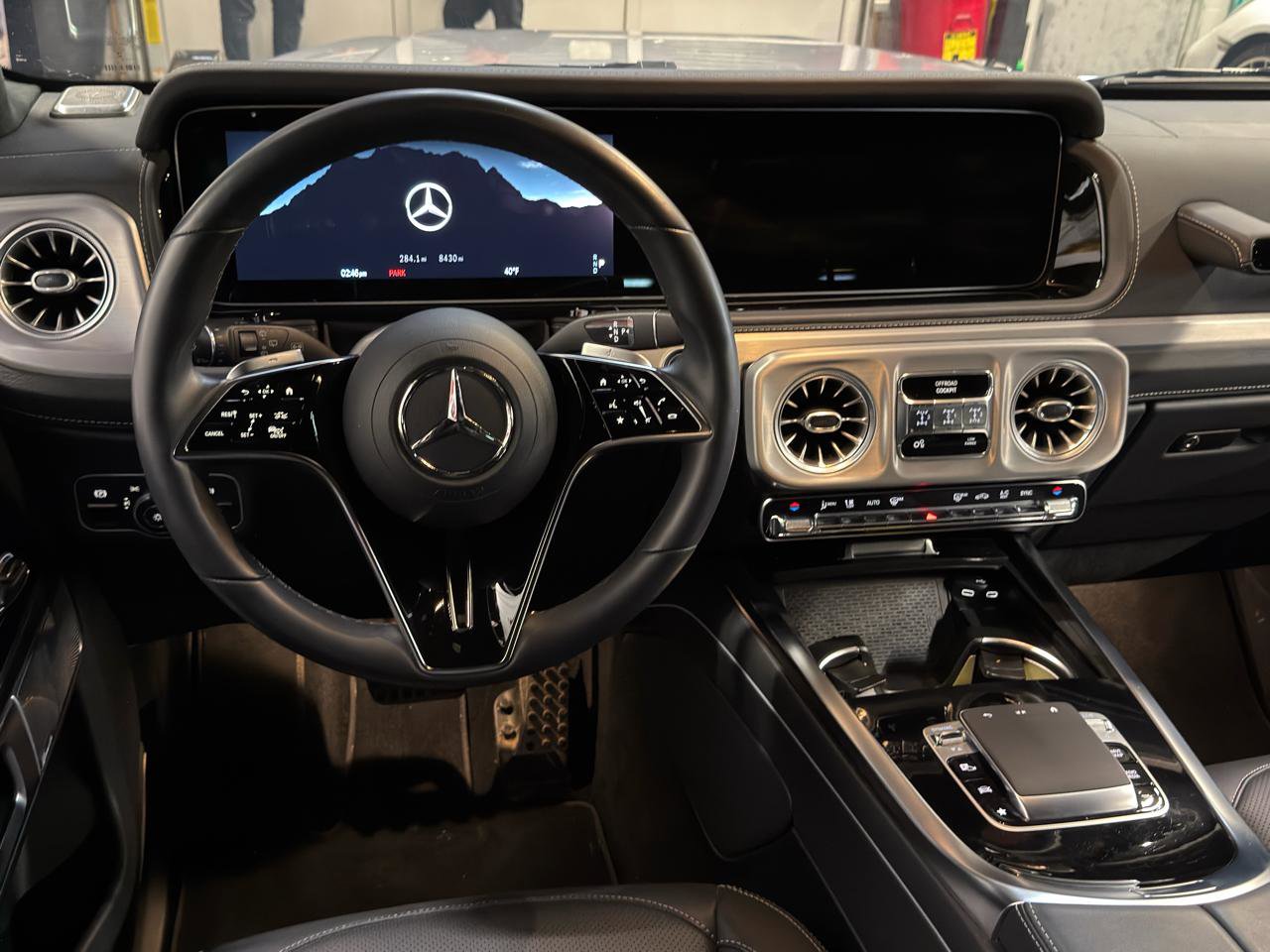 Used 2025 Mercedes-Benz G 550 image 7