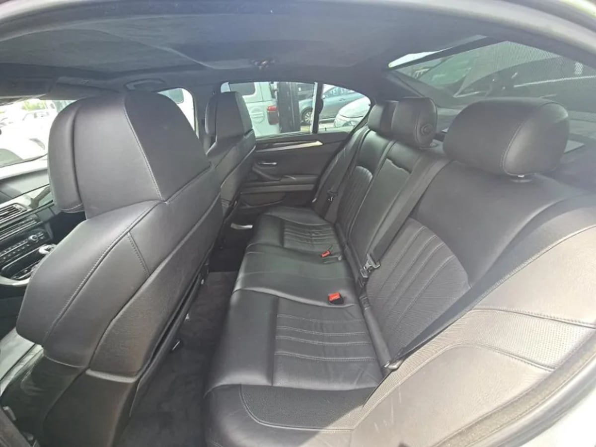 Used 2013 BMW M5 RWD image 10