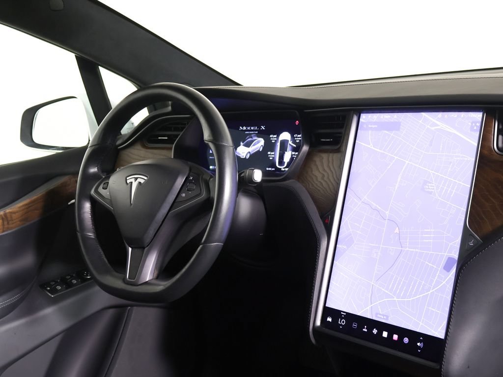 Used 2020 Tesla Model X Long Range AWD/4WD image 23