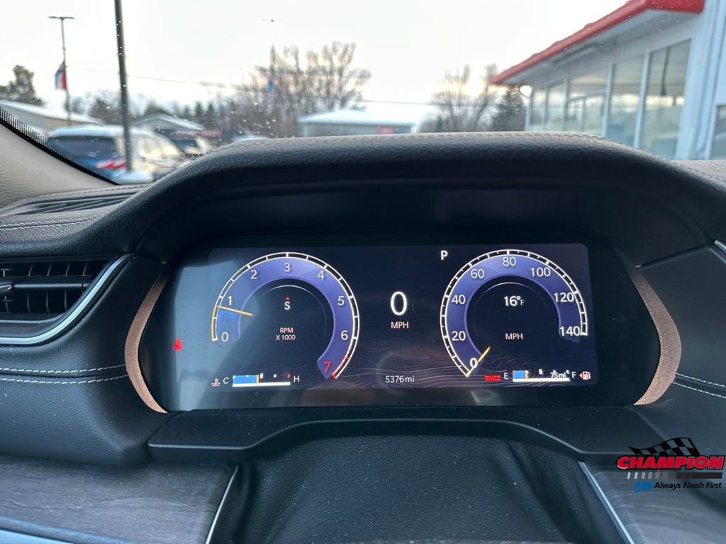 Used 2024 Jeep Grand Cherokee Limited image 16