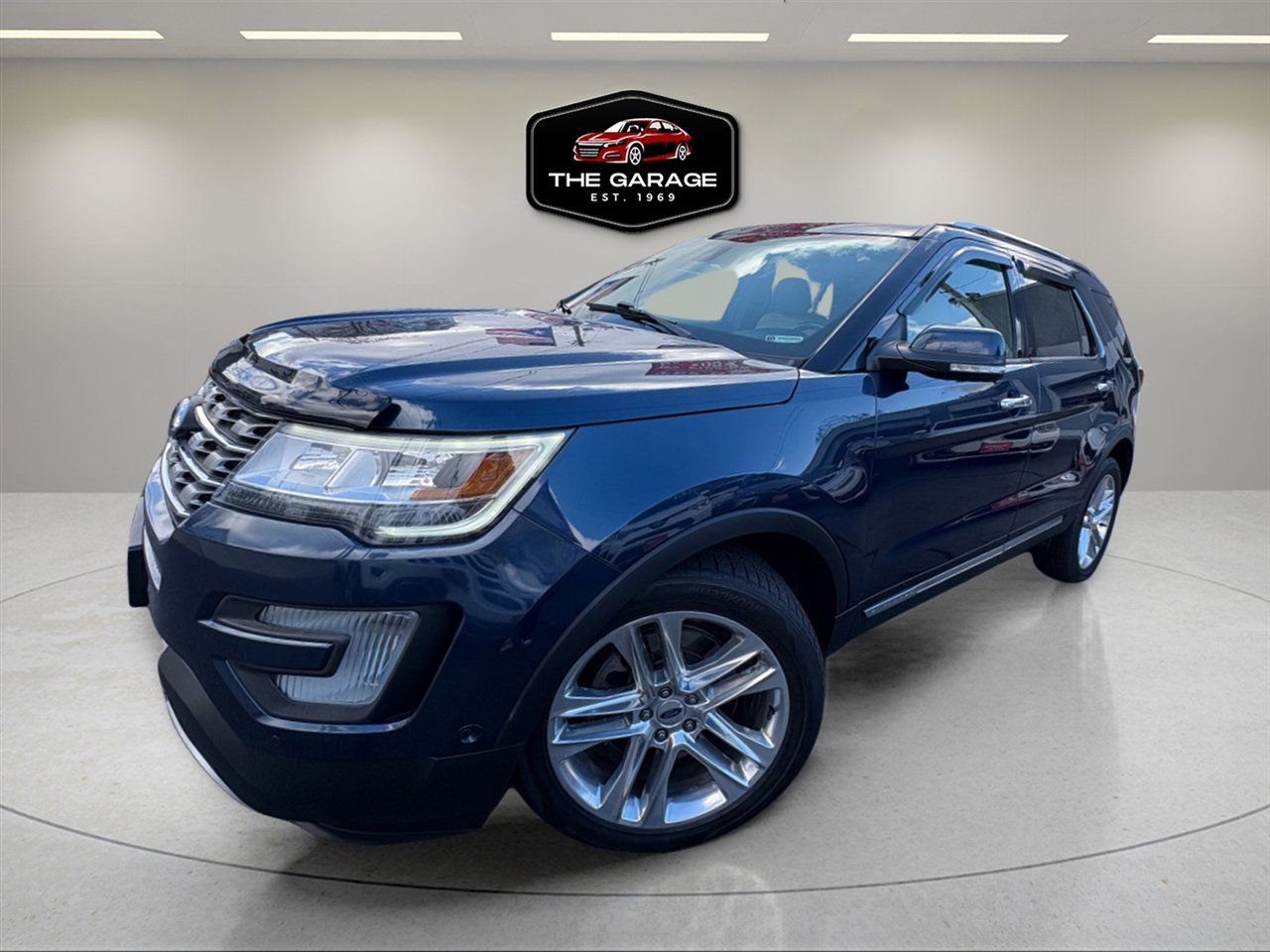 Used 2016 Ford Explorer Limited w/ Equipment Group 301A image 3