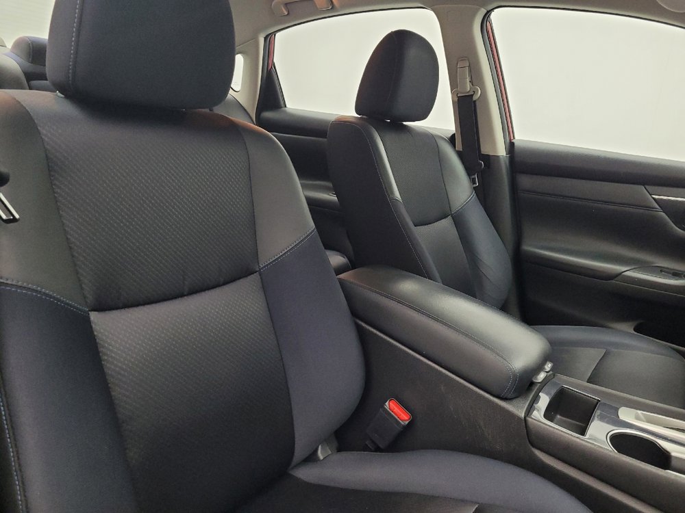 Used 2018 Nissan Altima 2.5 SR FWD image 21