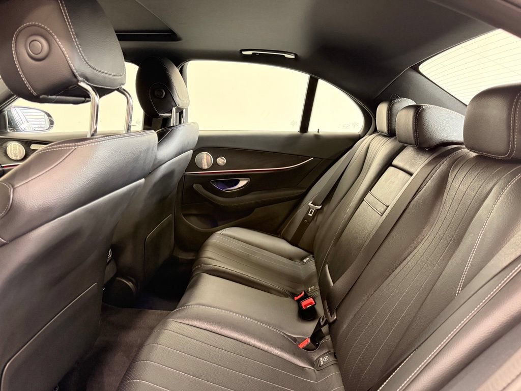 Used 2023 Mercedes-Benz E 350 4MATIC Sedan image 22