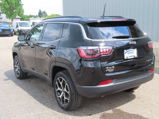 Used 2026 Jeep Compass Limited w/ Sun, Sound & Navigation Group AWD/4WD image 10