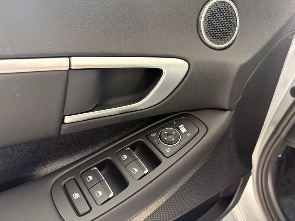 New 2026 Hyundai Sonata Blue FWD image 16