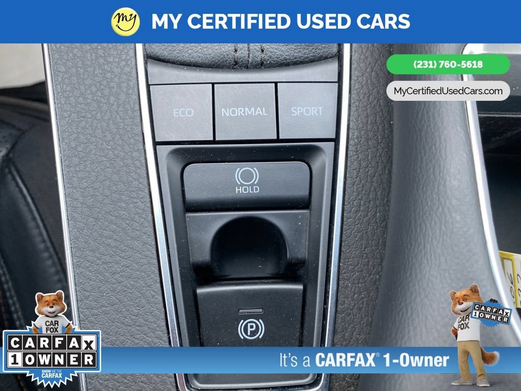 Used 2022 Toyota Avalon Limited FWD image 34